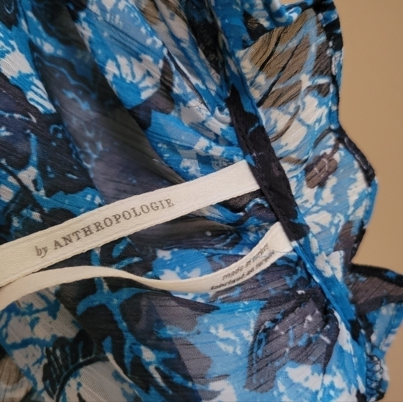 Anthropologie sheer printer peasant blouse size medium. - Picture 5 of 12